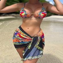 Damen Bikini-Set mit dekorativem Wickelrock und modischem Ringdetail Drune in Bunt