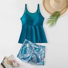 Damen Badeanzug mit fließendem Oberteil und sportlichen Shorts Drune in Hellblau