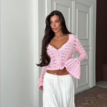 Damen Stylische Strickjacke mit V-Ausschnitt und Schlagärmeln Drune in Pink