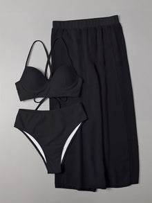 Damen Bikini-Set mit hochgeschnittenem Höschen und luftiger Wickelrock Drune in Schwarz