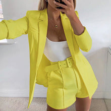 Damen Modisches Blazer-Set mit figurbetontem Schnitt und hoch taillierten Shorts Drune in Gelb