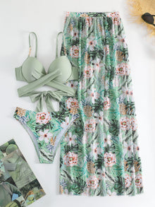 Damen Bikini-Set mit floralem Wickelrock und modischem Oberteil Drune in Grün