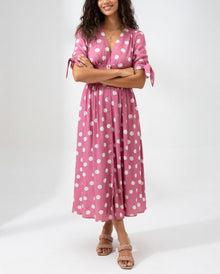 Fabienne - Elegantes Midi Kleid Mit Polka Dot Muster in Rosa