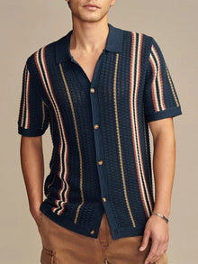 Poloshirt Herren | Offenes Strick-Polo mit Streifen & Vollknopfleiste in Marineblau