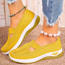 Madelline - Damen Slipper mit Keilabsatz in Gelb