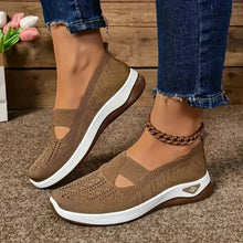 Madelline - Damen Slipper mit Keilabsatz in Braun