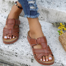 Amelia - Offene Freizeitsandalen in Hellbraun
