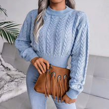 Lara – EverWarm-Strickpullover mit Zopfmuster in Blau