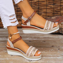 Amelie – Keilsandalen für Damen in Weiß
