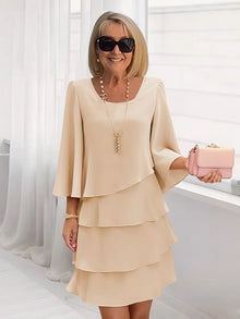 Eve | Elegantes Stufenkleid in Khaki