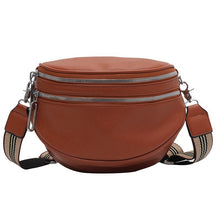 Frezia | Schultertasche in Braun