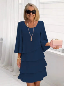 Eve | Elegantes Stufenkleid in Marineblau