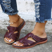 Amelia - Offene Freizeitsandalen in Bordeauxrot