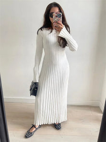 Elora | Strickkleid mit Schnürung in Weiß