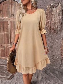 Joan – Elegantes Damen Volantkleid in Khaki