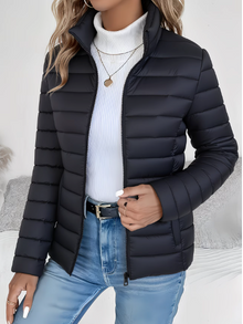 Frieda | Slim Fit Steppjacke in Schwarz