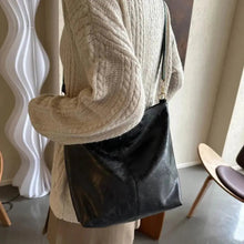 Sommerfeld Tasche - Schulter Tasche mit Verzierung in Schwarz