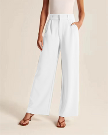 Ruela | Lässige Hose mit hohem Bund in Weiß