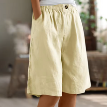 Shorts Damen | Elastischer Bund & Entspannter Bermuda-Schnitt in Beige