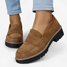 Slipper Damen | Plateau-Loafer mit kräftiger Profilsohle in Braun