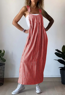 Sommer Jumpsuit Damen | Streifenmuster & Latzträger-Design in Dunkelrot