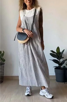 Sommer Jumpsuit Damen | Streifenmuster & Latzträger-Design in Grau