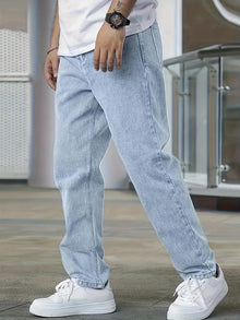 Straight Leg Jeans Herren | Gerader Schnitt & Bequemer Tragekomfort in Hellblau