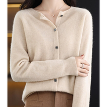 Strickjacke Damen | Feinstrick & Rundhals in Khaki