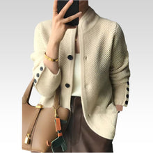 Strickjacke Damen | Grobstrick & Knopfleiste in Weiß