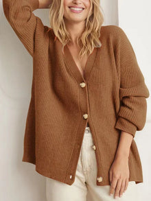 Strickjacke Damen | Rippstrick & V-Ausschnitt in Braun