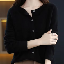 Strickjacke Damen | Rundhals & Softtouch in Schwarz
