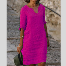 Cassie | Perfekt sitzendes V-Ausschnitt-Kleid in Rosa