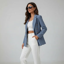 Taillierter Blazer für Damen im zweireihigen Design in Blau