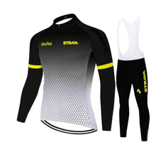 Strava | Thermische Radsportbekleidung für den Winter in Schwarz und Weiß