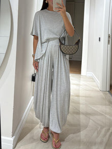 Irmgard™ – Lässiges Ensemble mit Hose in Hellgrau