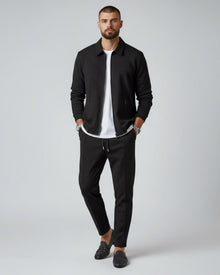 Herren Set aus Jacke mit Umlegekragen und Schlupfhose in Schwarz