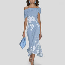Isa | Damen Off-Shoulder Floral Midikleid – Rüschensaum Schulterfreies Sommerkleid 2026 in Blau
