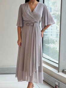 Ezina – Elegantes Langes Tuch kleid in Grau