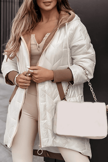 LEILA | Damen Wintermantel mit Kapuze und Reißverschluss in Unifarben in Weiß