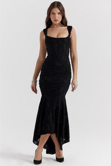 Amira | Maxikleid in Schwarz