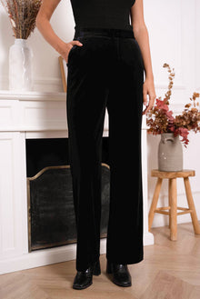 Gerade geschnittene Samthose in Schwarz