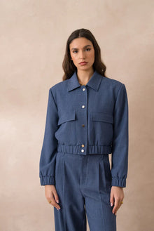 Kurz geschnittene Bomberjacke in Denim