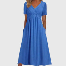 Ute | Schmeichelhaftes Kleid in Blau