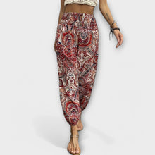 Marianne – Elegante Hosen in Rot