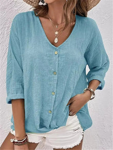 Elisa | Cotton V-Neck Button-Front Top Crinkle in Hellblau