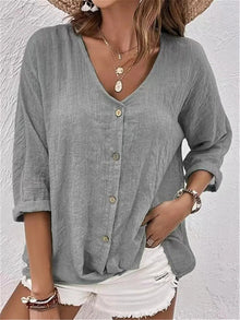 Elisa | Cotton V-Neck Button-Front Top Crinkle in Hellgrau