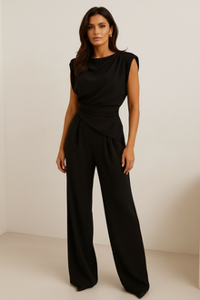 Irina – Eleganter Jumpsuit mit weitem Hosenbein für Damen in Schwarz