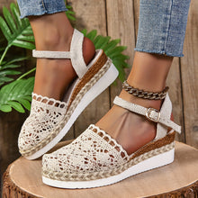 Annika – Gehäkelte Keilabsatzsandalen für Damen in Beigeweiß