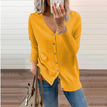 Klara | Damen klassische Strickjacke für den Alltag in Gelb