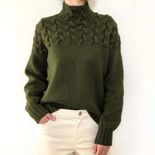 Clara | Damen Kuschel-Rollkragen Pullover zum Schichten in Dunkelgrün